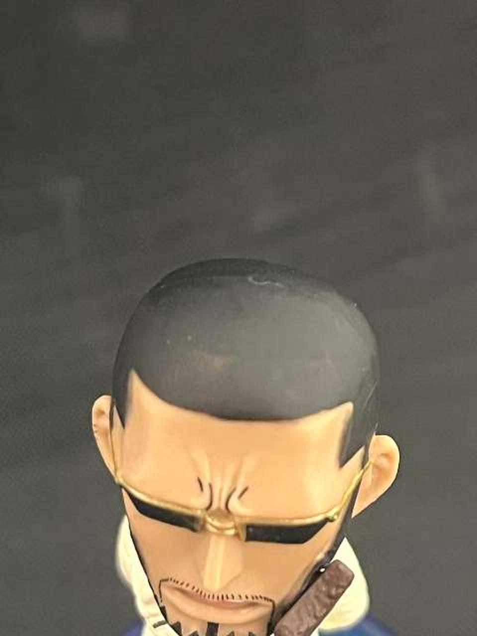 髪の塗装にハゲがあります。