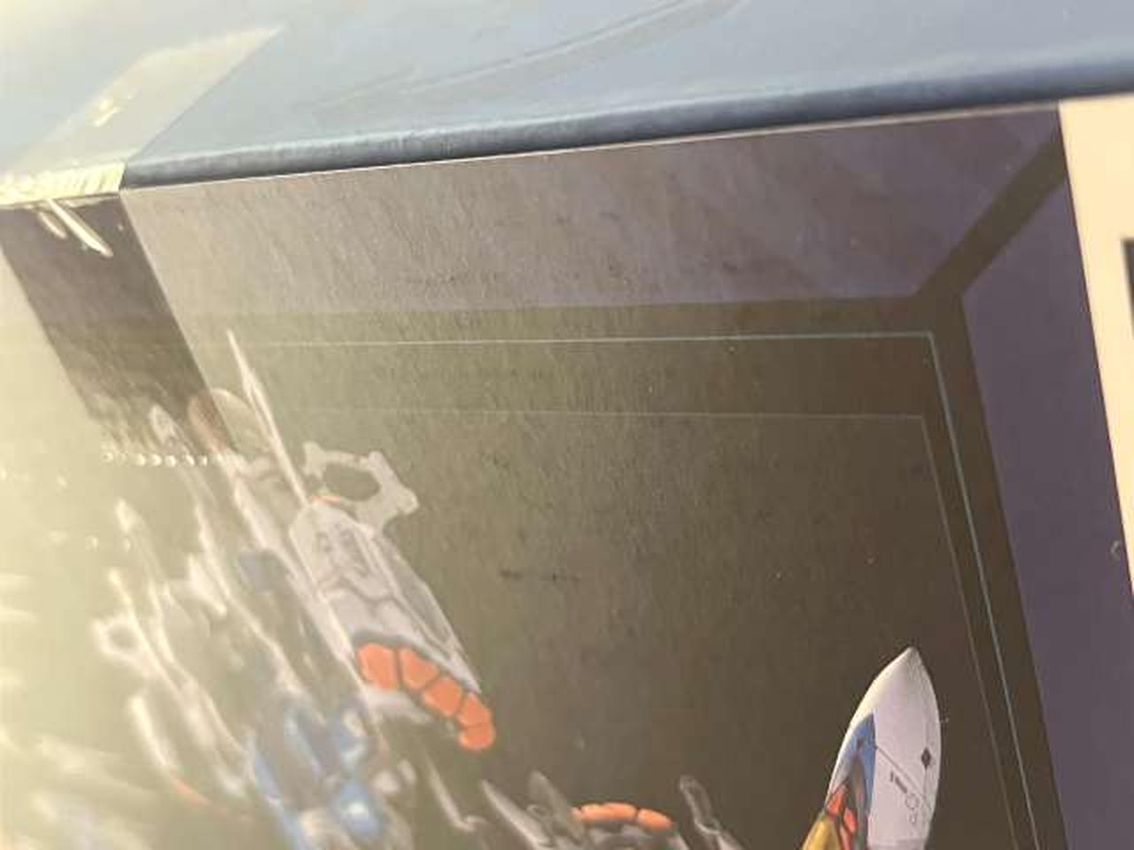 擦れキズの一例です。