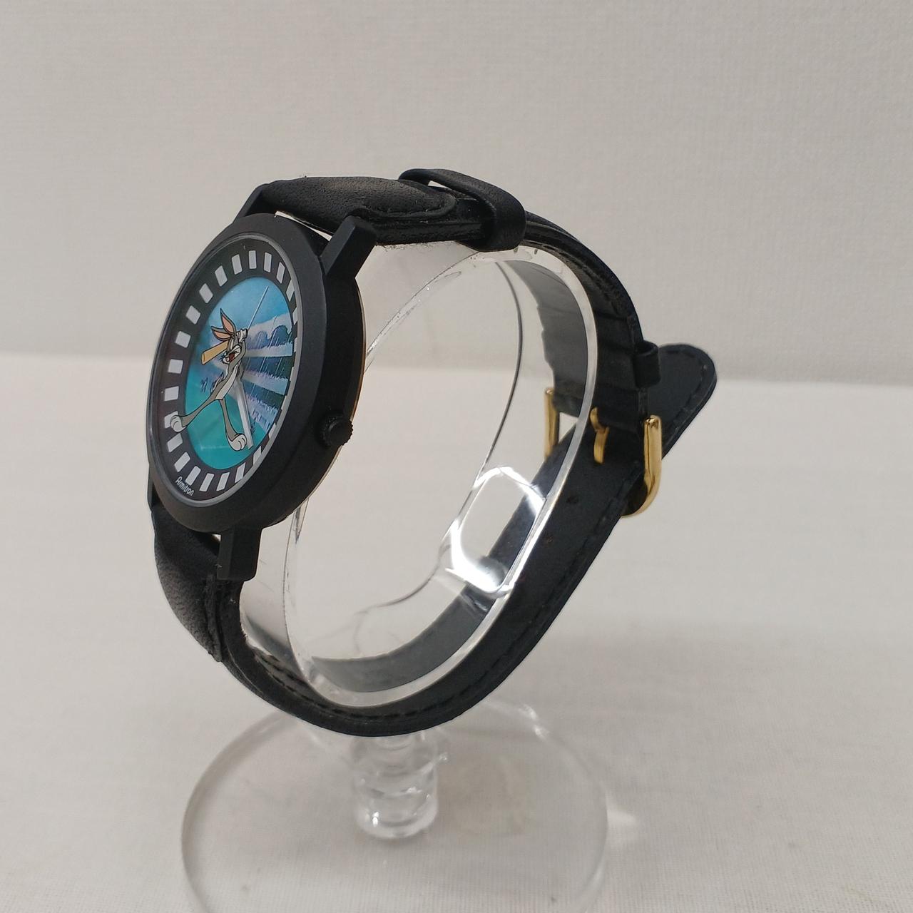 Looney Tunes バッグス・バニー クォーツ時計 缶ケース入り Looney