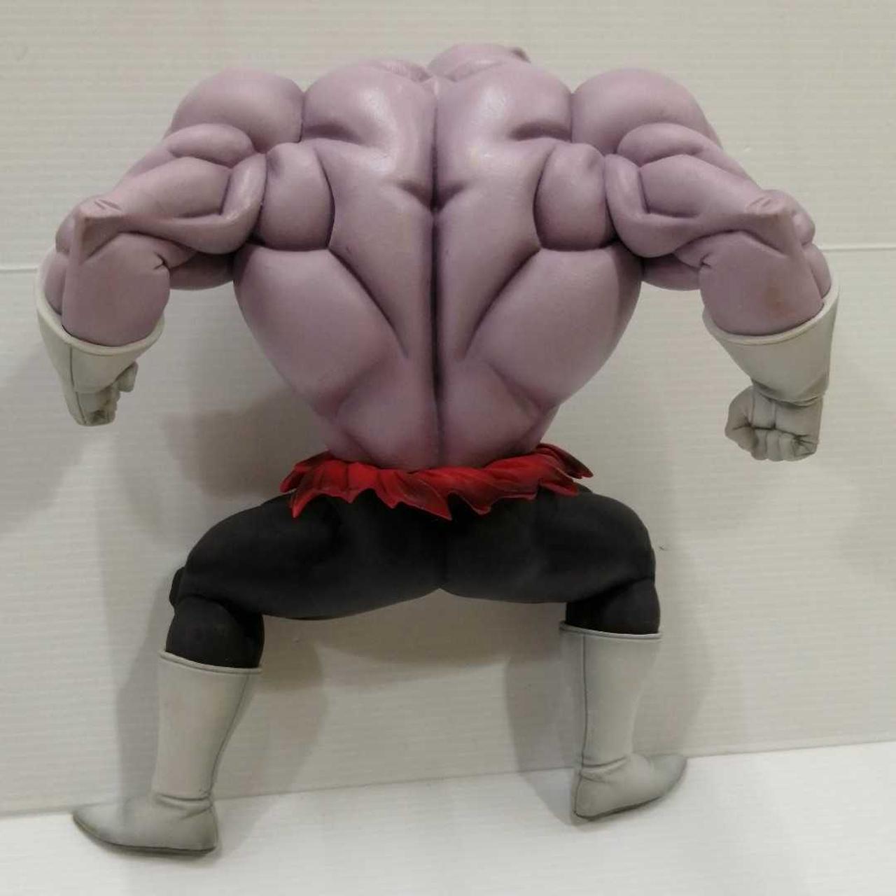 全体的に汚れがあります。