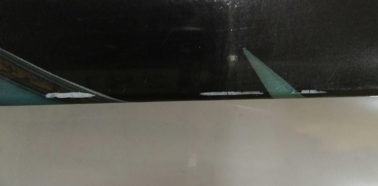 角にスレがあります