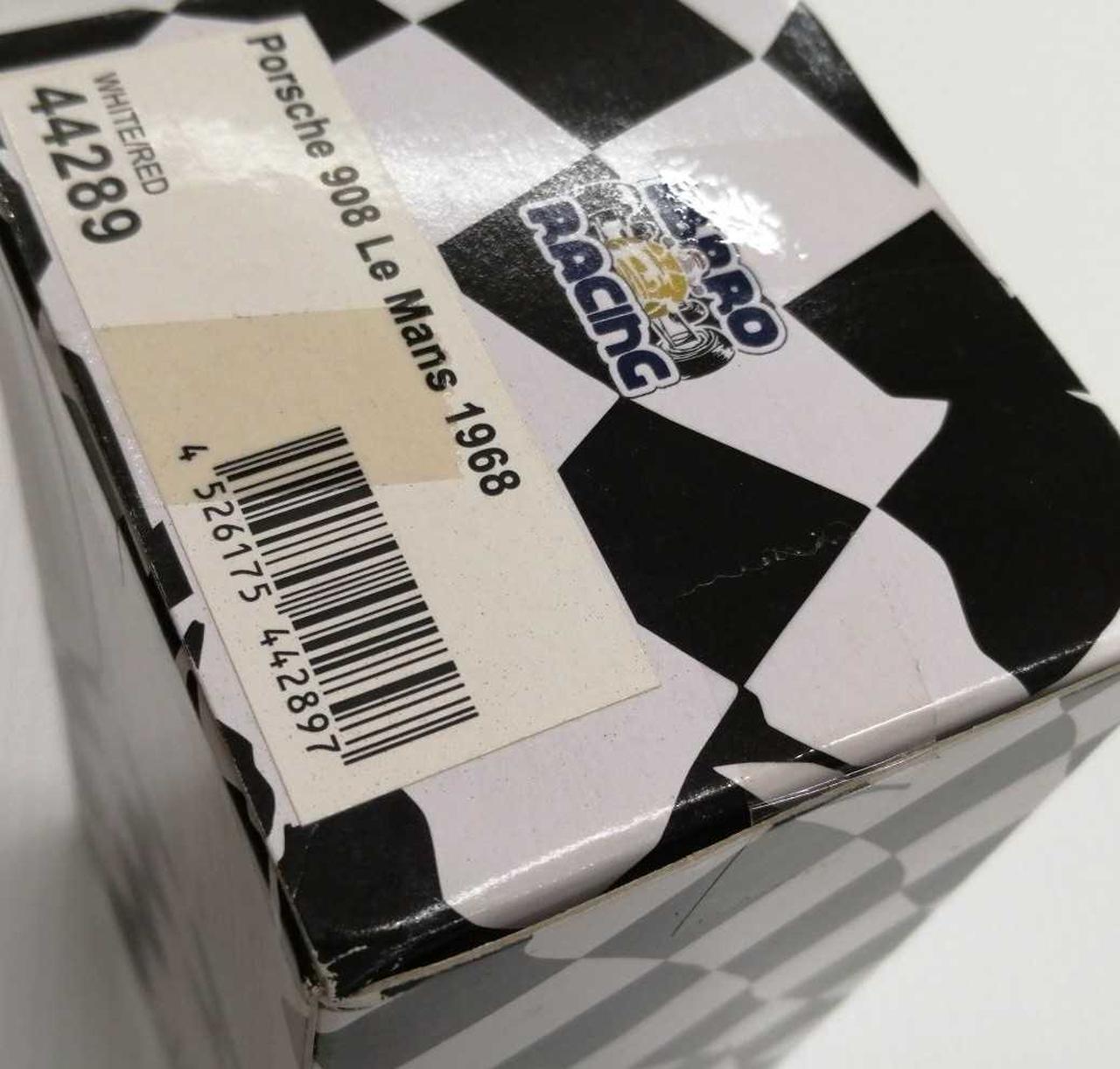 未開封品になります。