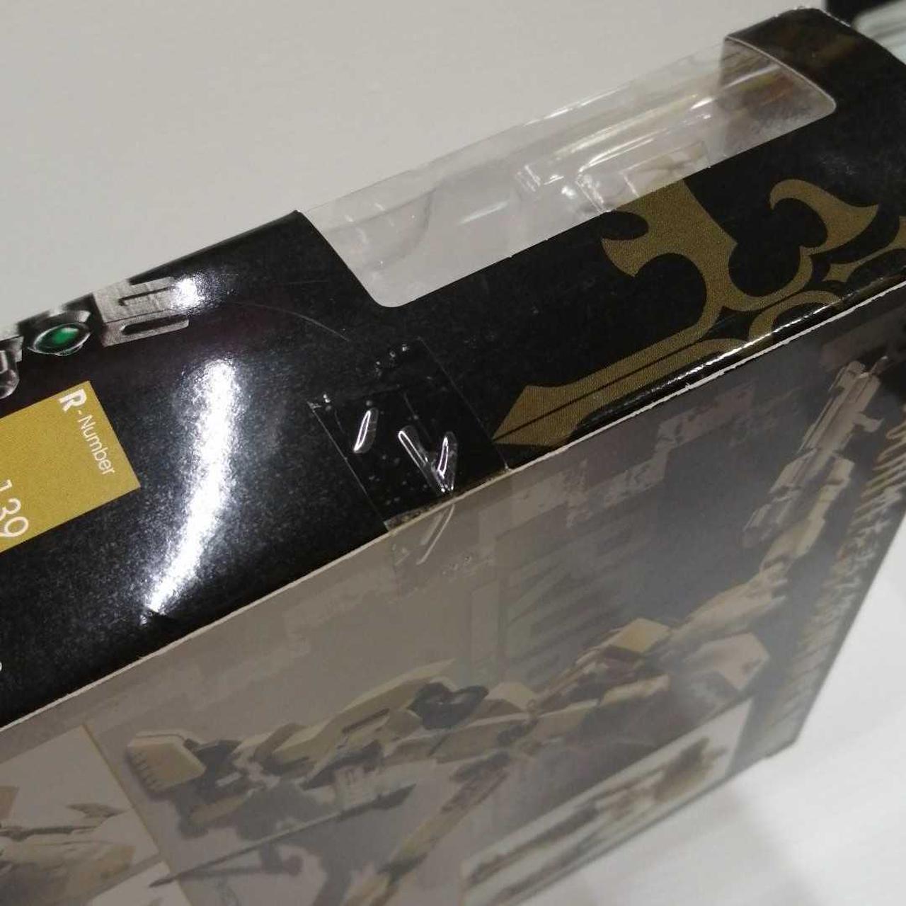 未開封品になります。