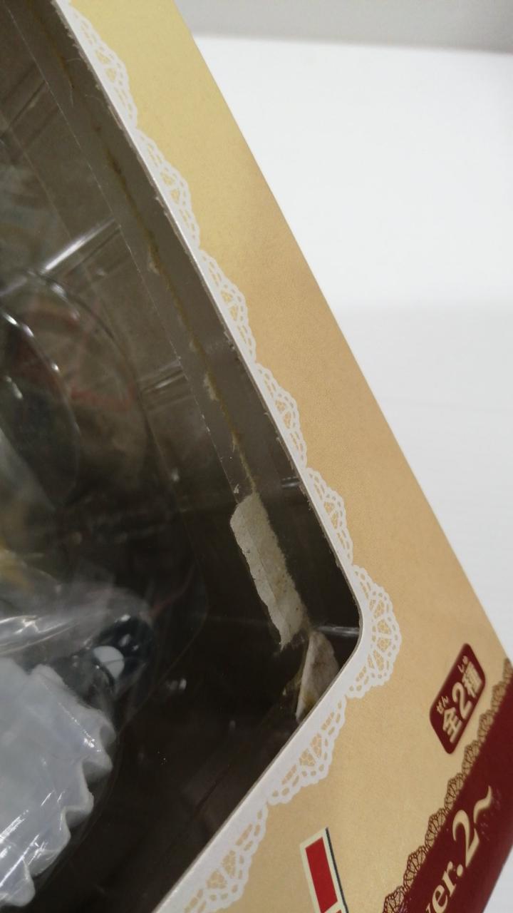 フィルム剥がれています