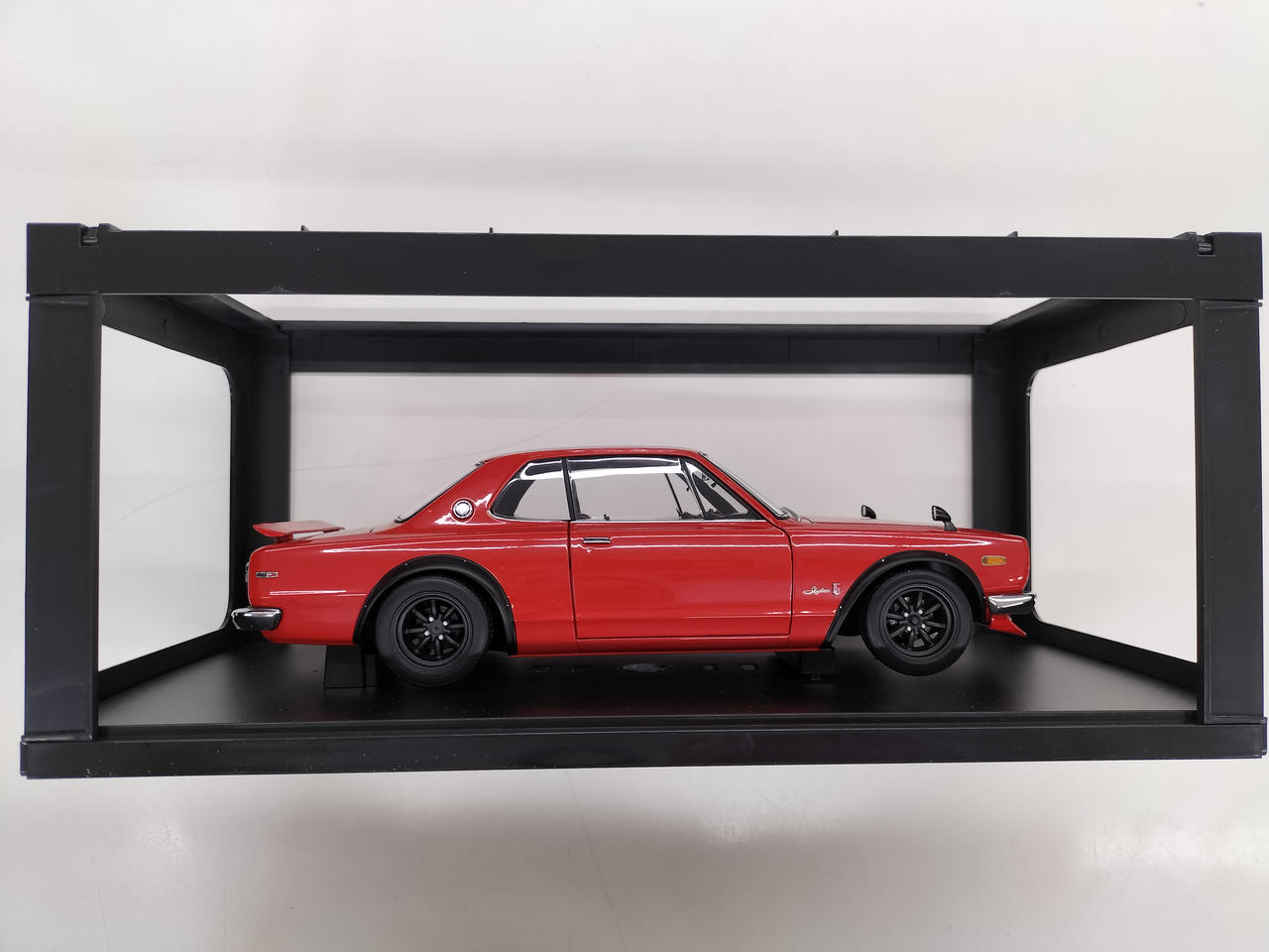 オートアート1/18サイズミニカー 楽天市場】AUTOart オートアート 1/18 ミニカー コンポジット