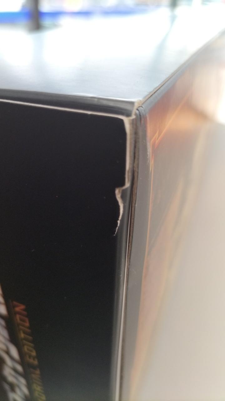 一部外箱傷み有