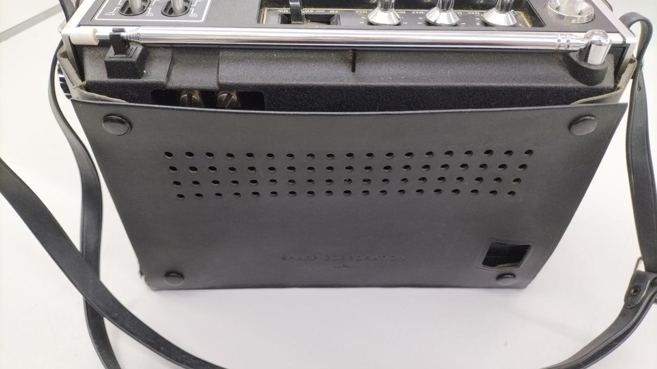 再値下げBlabbermouth(おしゃべりな)ラジオ 古く珍しい40年前の製品 再値下げBlabbermouth(おしゃべりな)ラジオ 古く珍しい40年前の製品