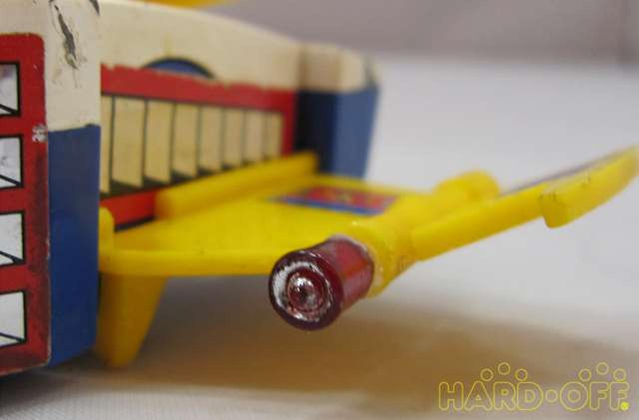 先の赤い部分接着済み