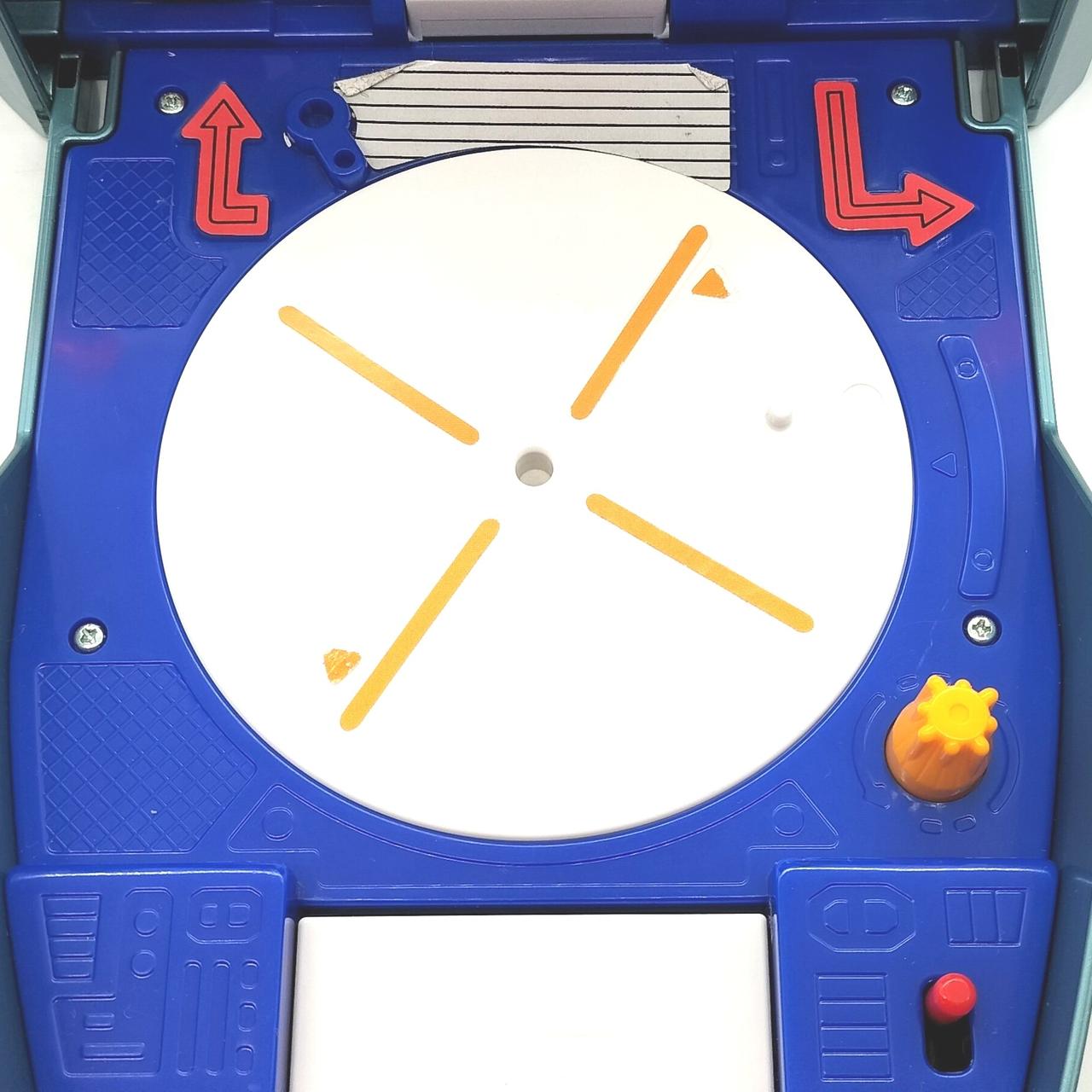 ターンテーブルガイド欠品です。