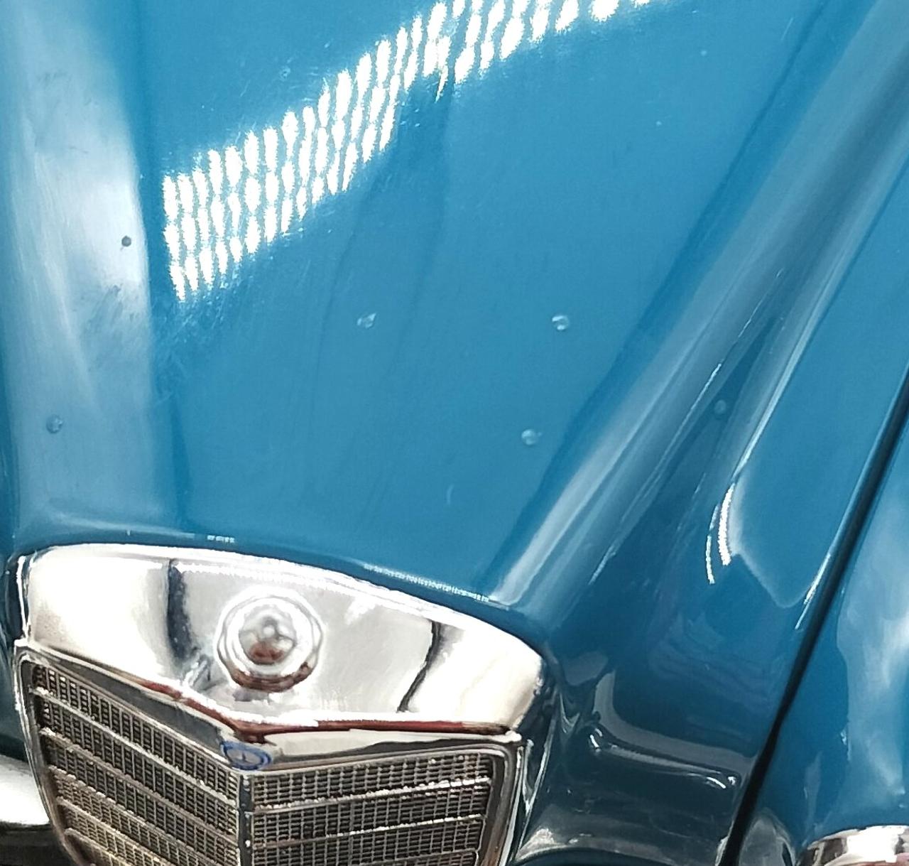 車体にキズがございます。