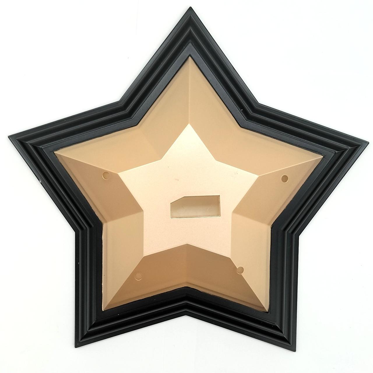 台座に傷がございます。