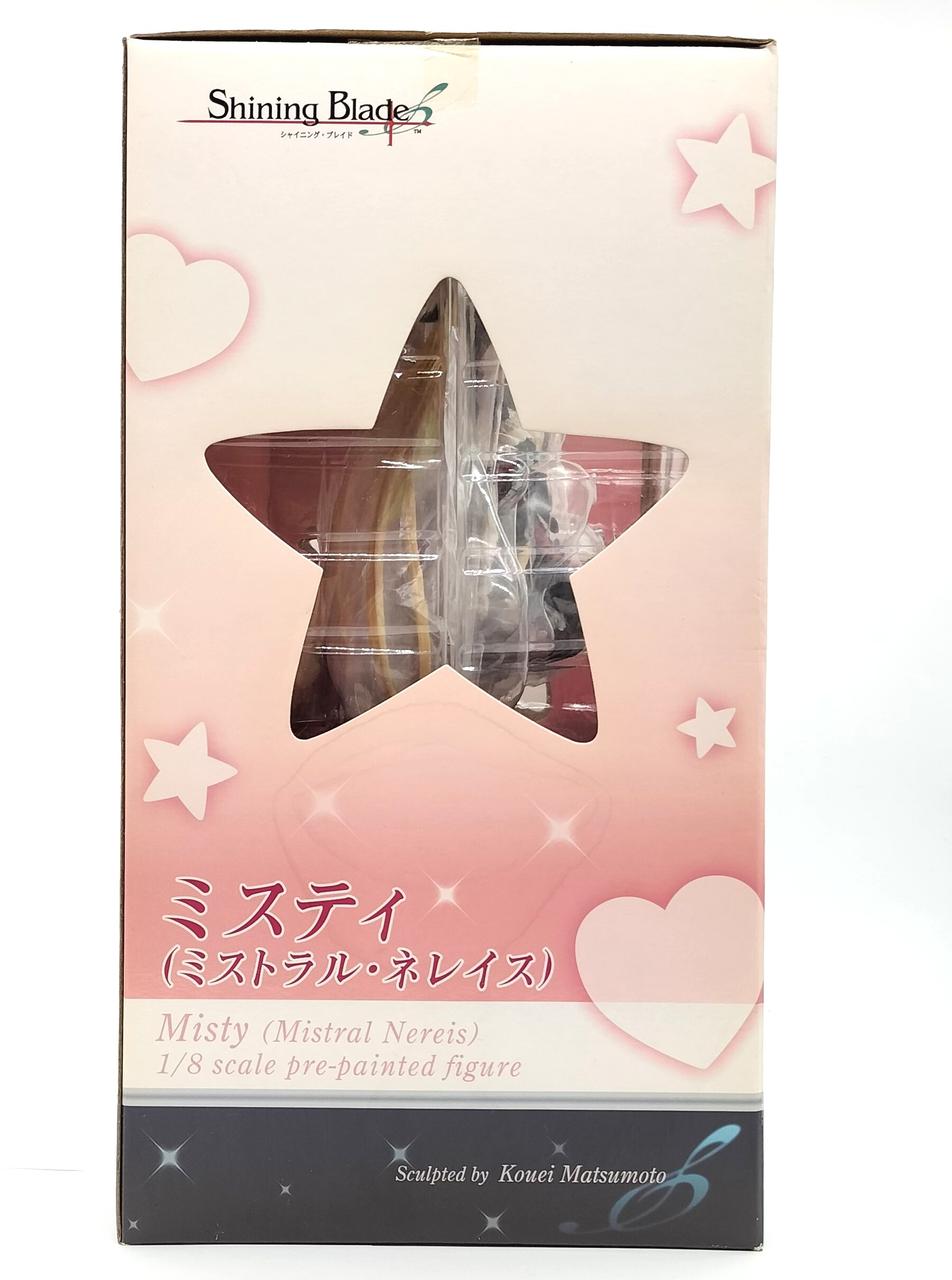 箱側面窓下に染みがございます。