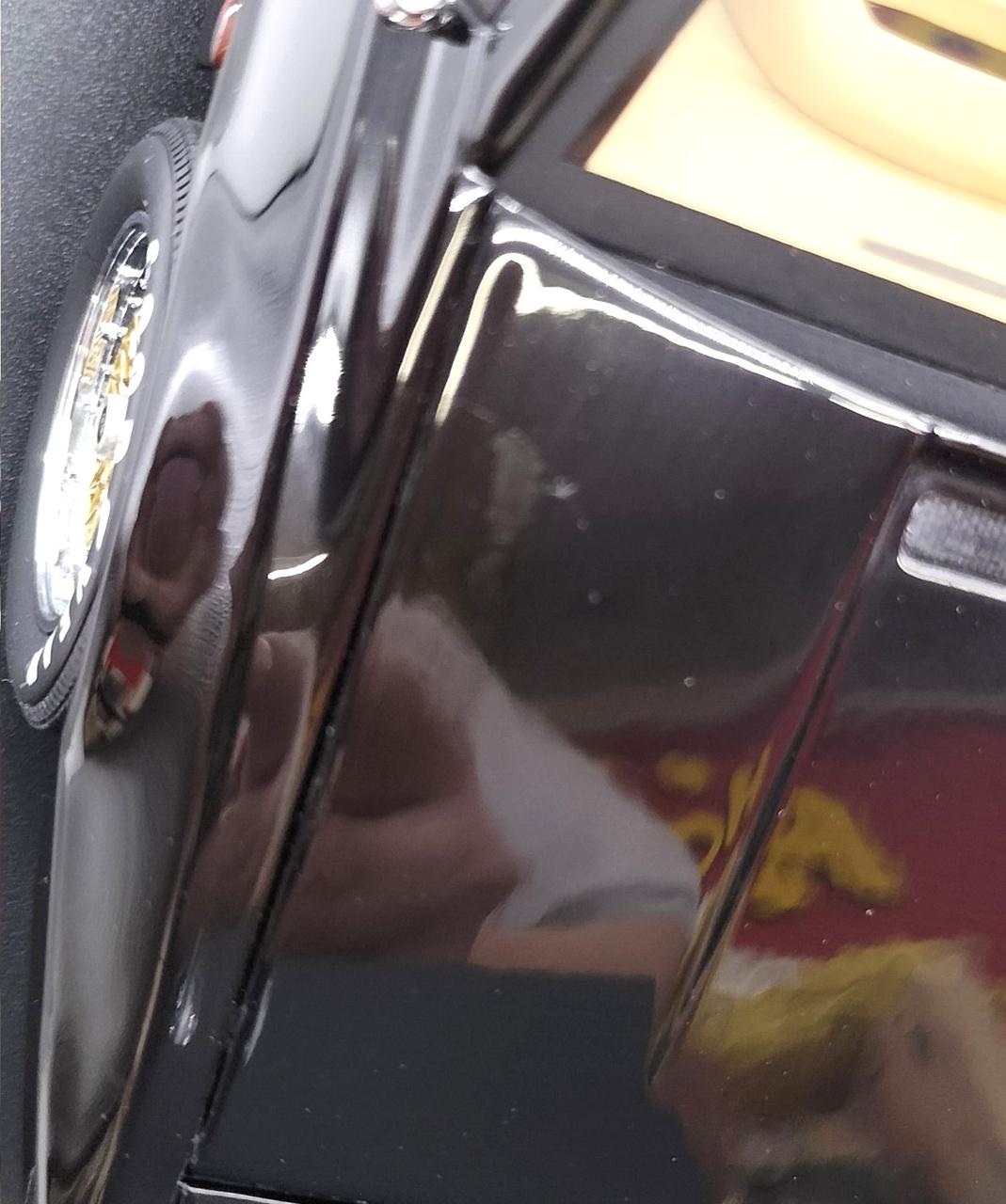 見えづらいですが、少々汚れあり