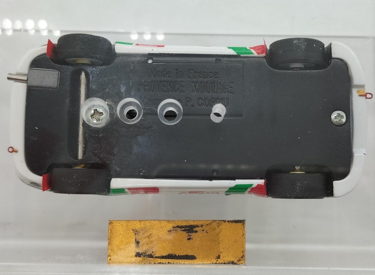 キズ、擦れあり