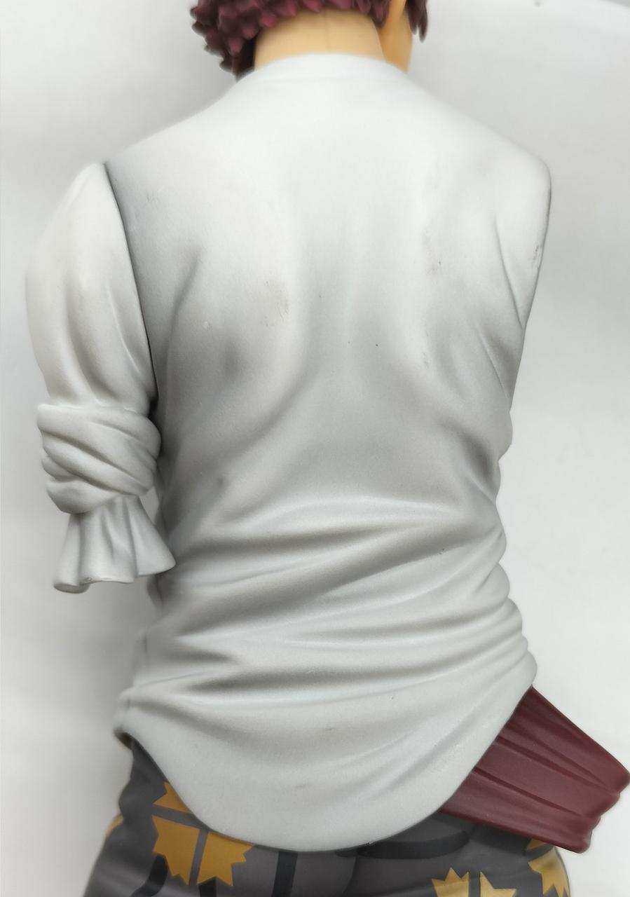 背中に色移りあり。