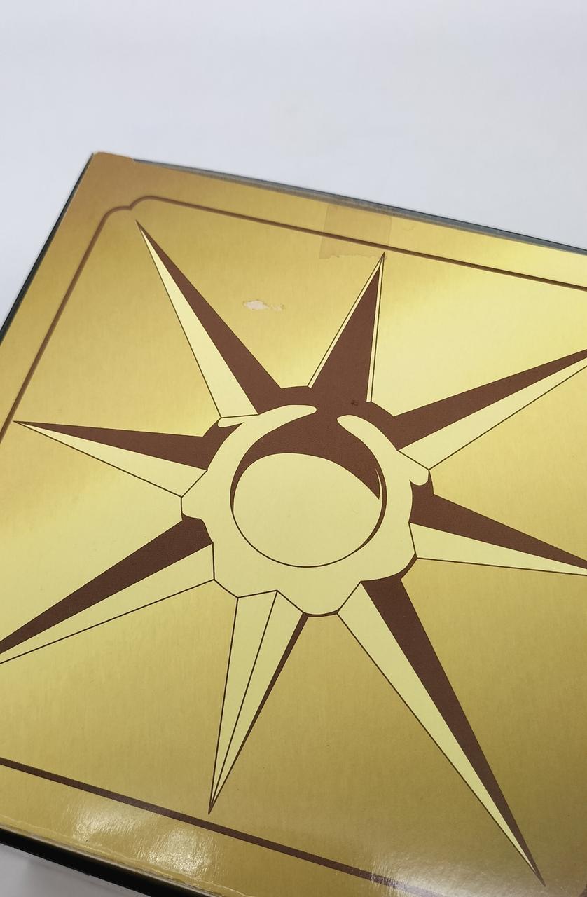 箱上部一部剥がれあり