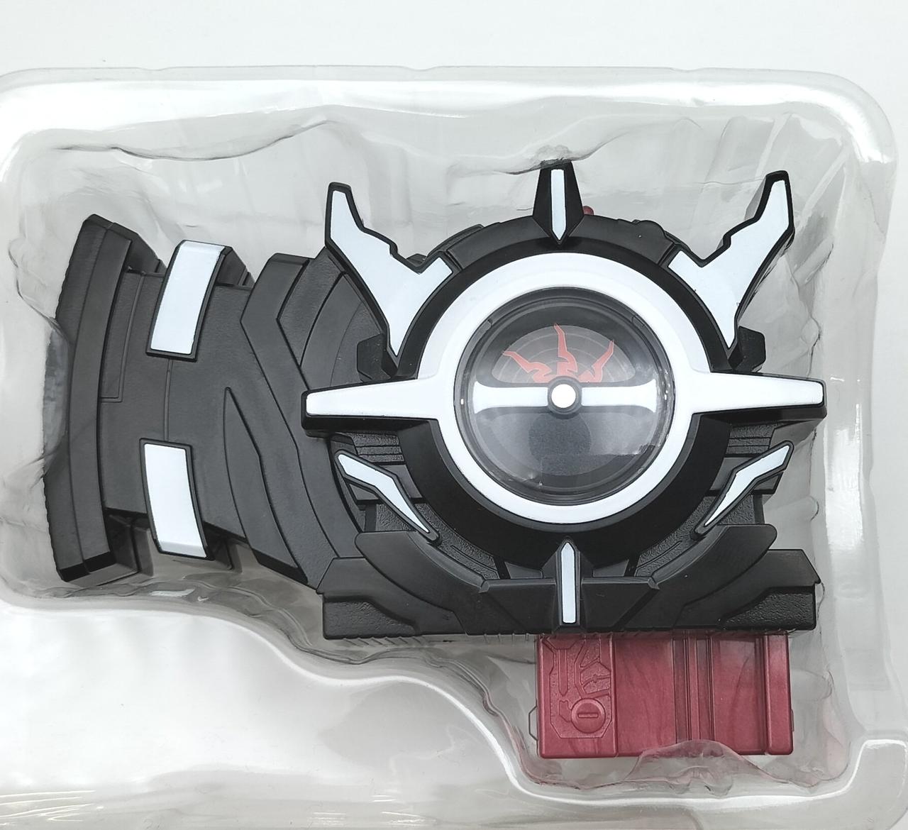 かなり音割れがあります。