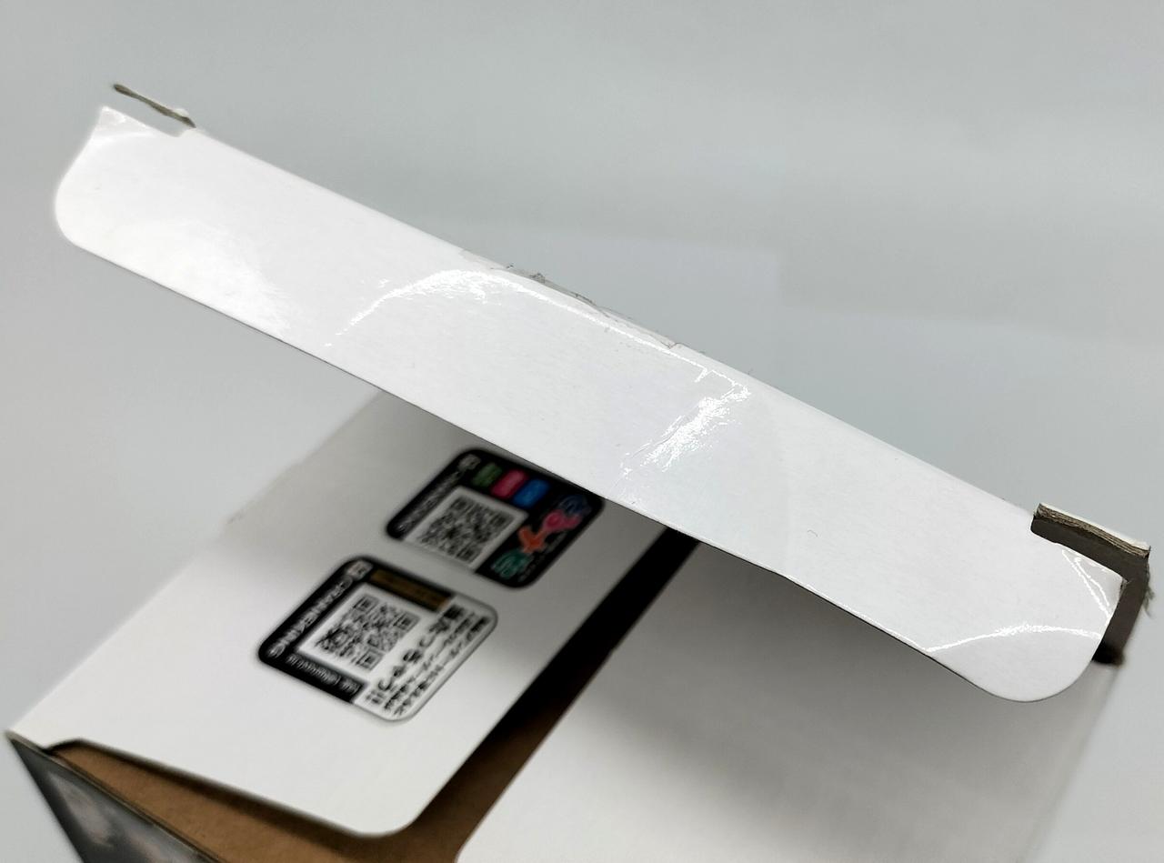 開け口にダメージあり。