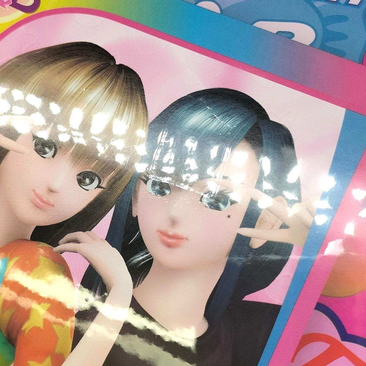 ベリーの額部分に凹みあとがございます。