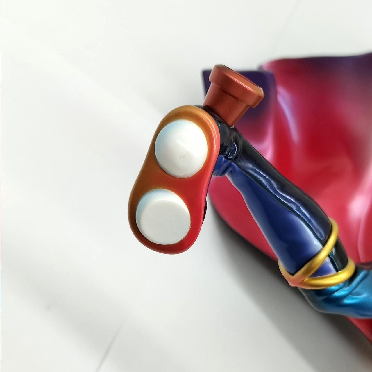 足裏に僅かな汚れあり