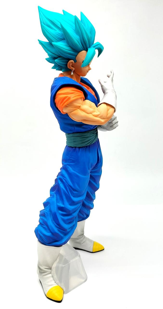 右足つま先に若干の汚れあり