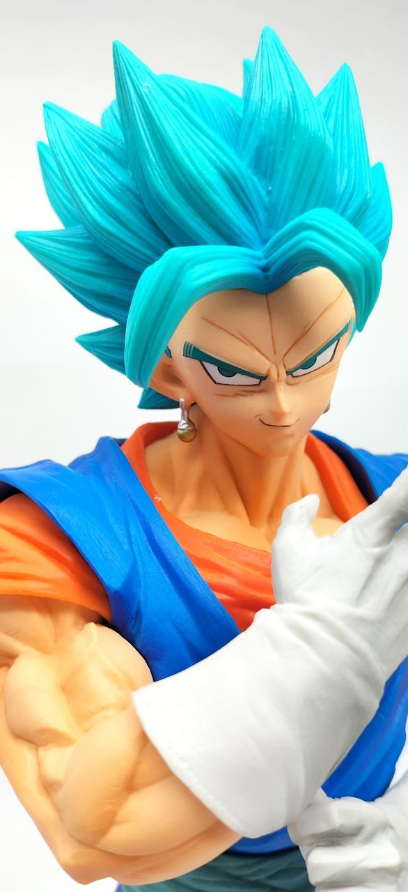 襟ぐりなどに多少糊のあとあり