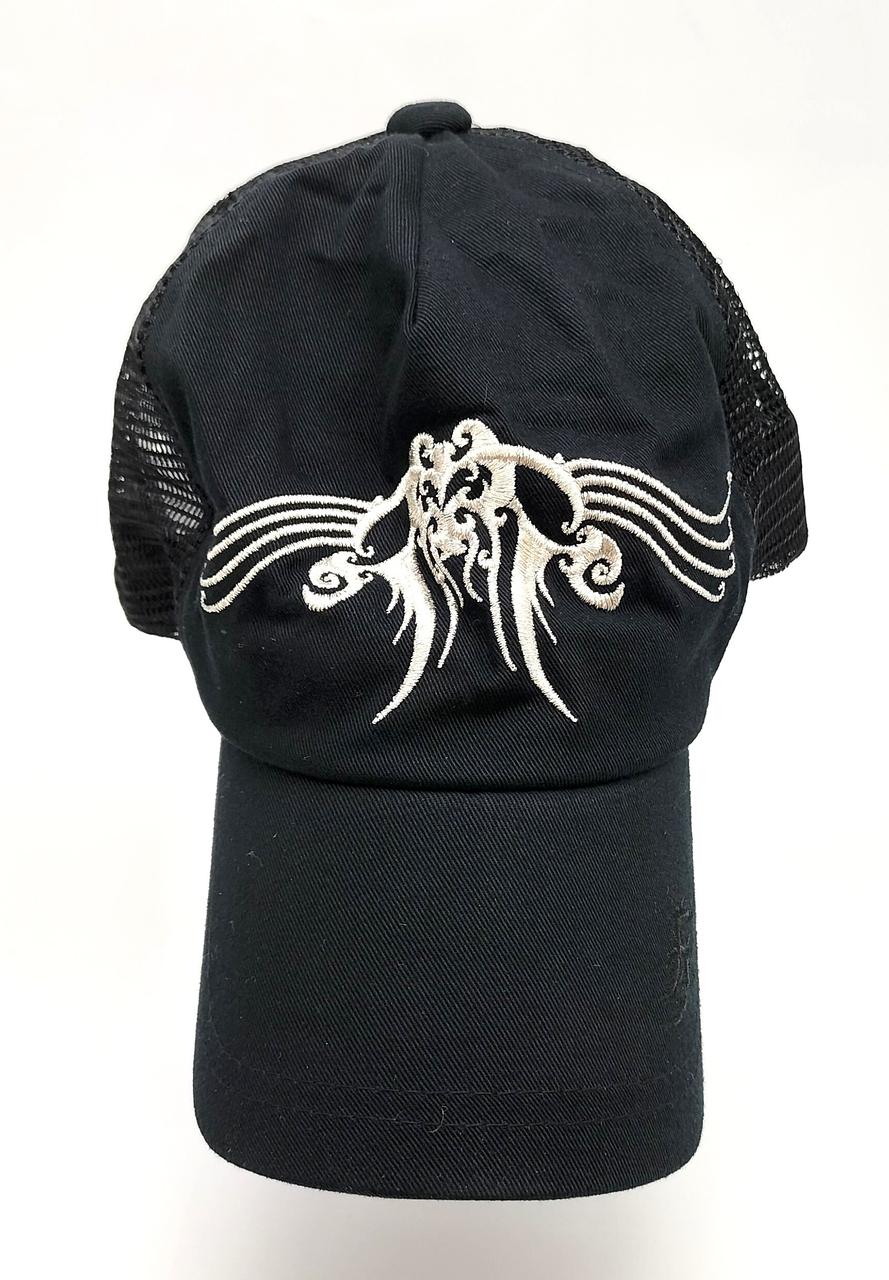 キャップにはシワがございます。