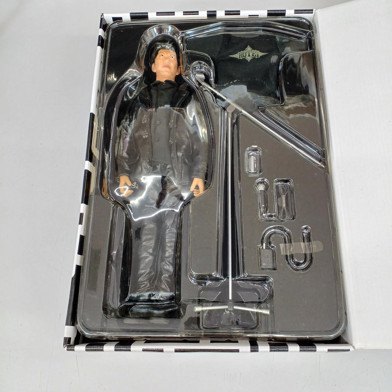 布袋寅泰リアルアクションフィギュア&ギターフィギュア4セットおまけ付