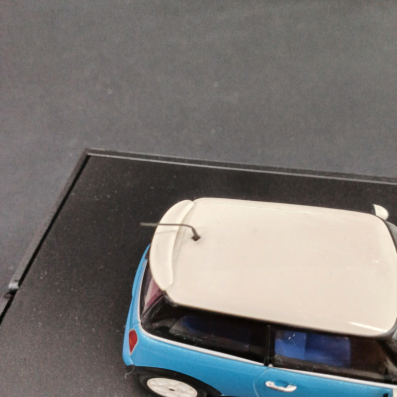 アンテナ曲がりあり。