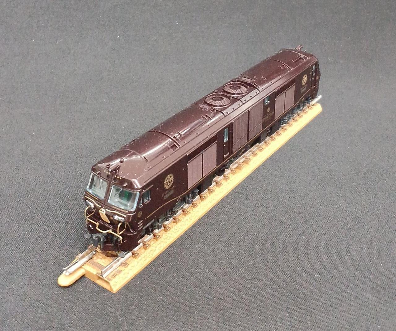 KATO 最新ロット ななつ星in九州 新品未使用品 KATO (カトー) Nゲージ クルーズトレイン「ななつ星in九州」8両