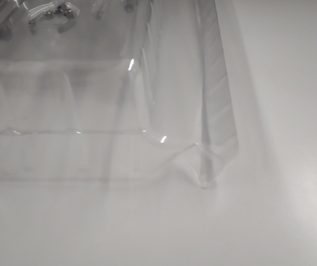 ブリスター一部歪みあり。