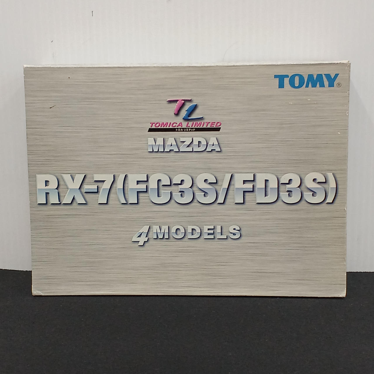 外箱汚れ、傷みあり