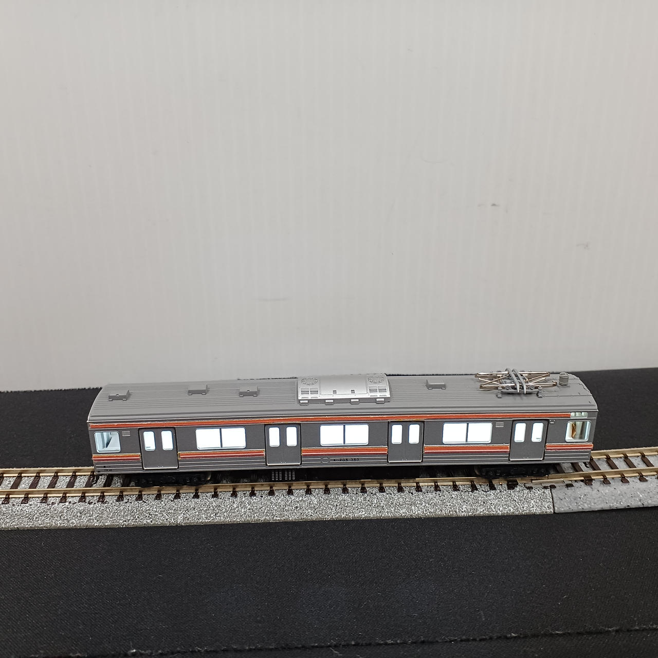 全車両室内灯入ってます