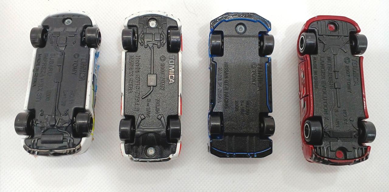 キズ・汚れ・塗装剥げあり