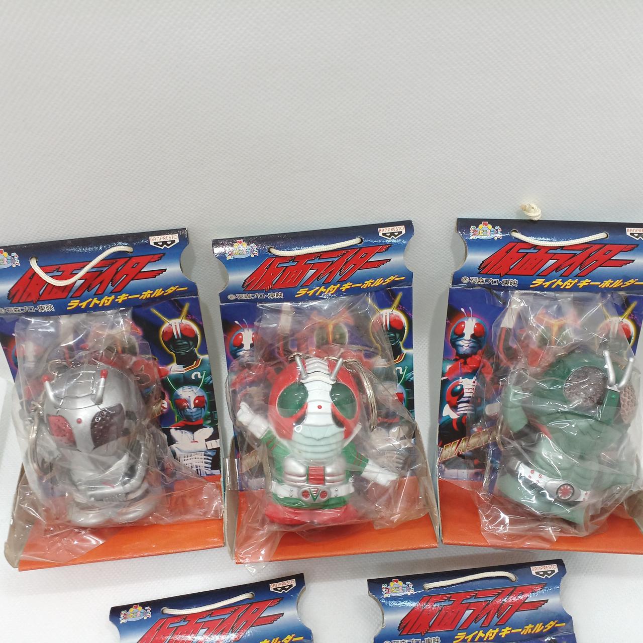バンプレスト 仮面ライダー ライト付きキーホルダー 7人ライダーセット バンプレスト 仮面ライダー ライト付きキーホルダー 7人ライダー