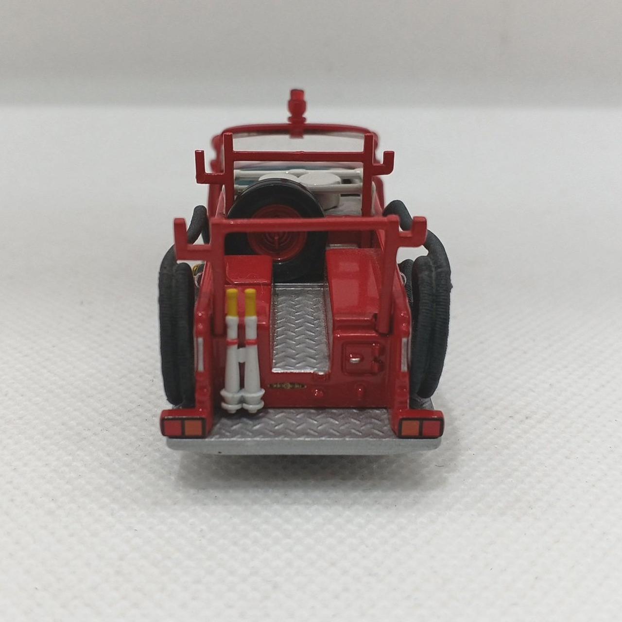 【新品】TOMICA LIMITED VINTAGE 日産ジュニアポンプ消防車。 トミカリミテッドヴィンテージ】日産 ジュニア ポンプ消防車