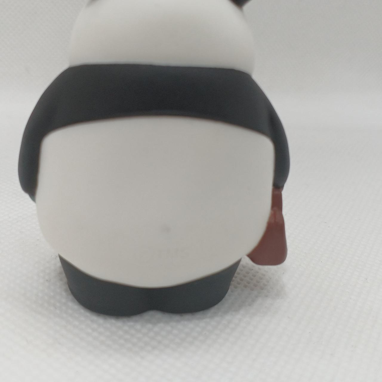 黒い汚れあり
