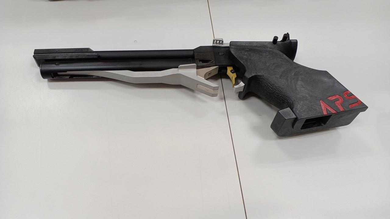マルゼン　APS-3　中古　作動問題無し　最終価格です! マルゼン] APS-3 オリジナル エアガン 精密射撃 公式認定競技銃