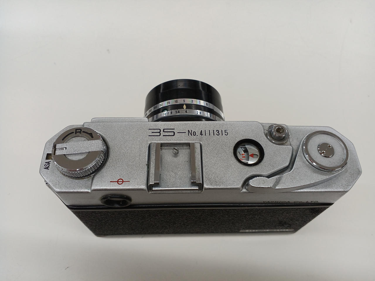 MF-1コンパクトフィルムカメラ24枚撮りカラーフィルム付き