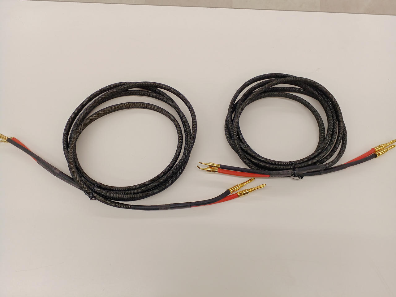 WYVERN AUDIO スピーカーケーブル ① Amazon.co.jp: 【WYVERN AUDIO】 ジャンパーケーブル 完成品