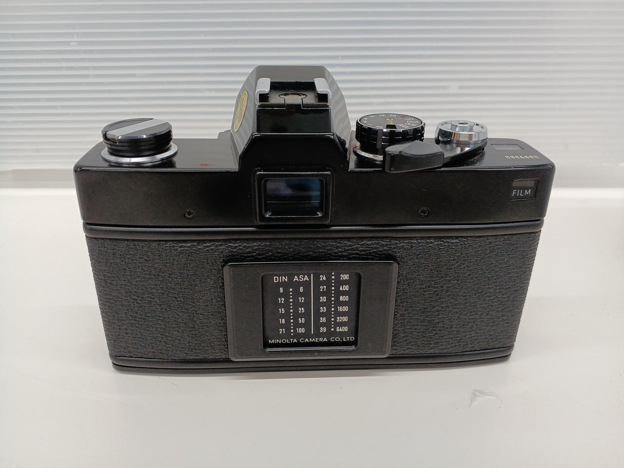骨董品  MINOLTA  一眼レフカメラ SR3 骨董品 MINOLTA 一眼レフカメラ SR3 ミノルタSR-3をすすめます