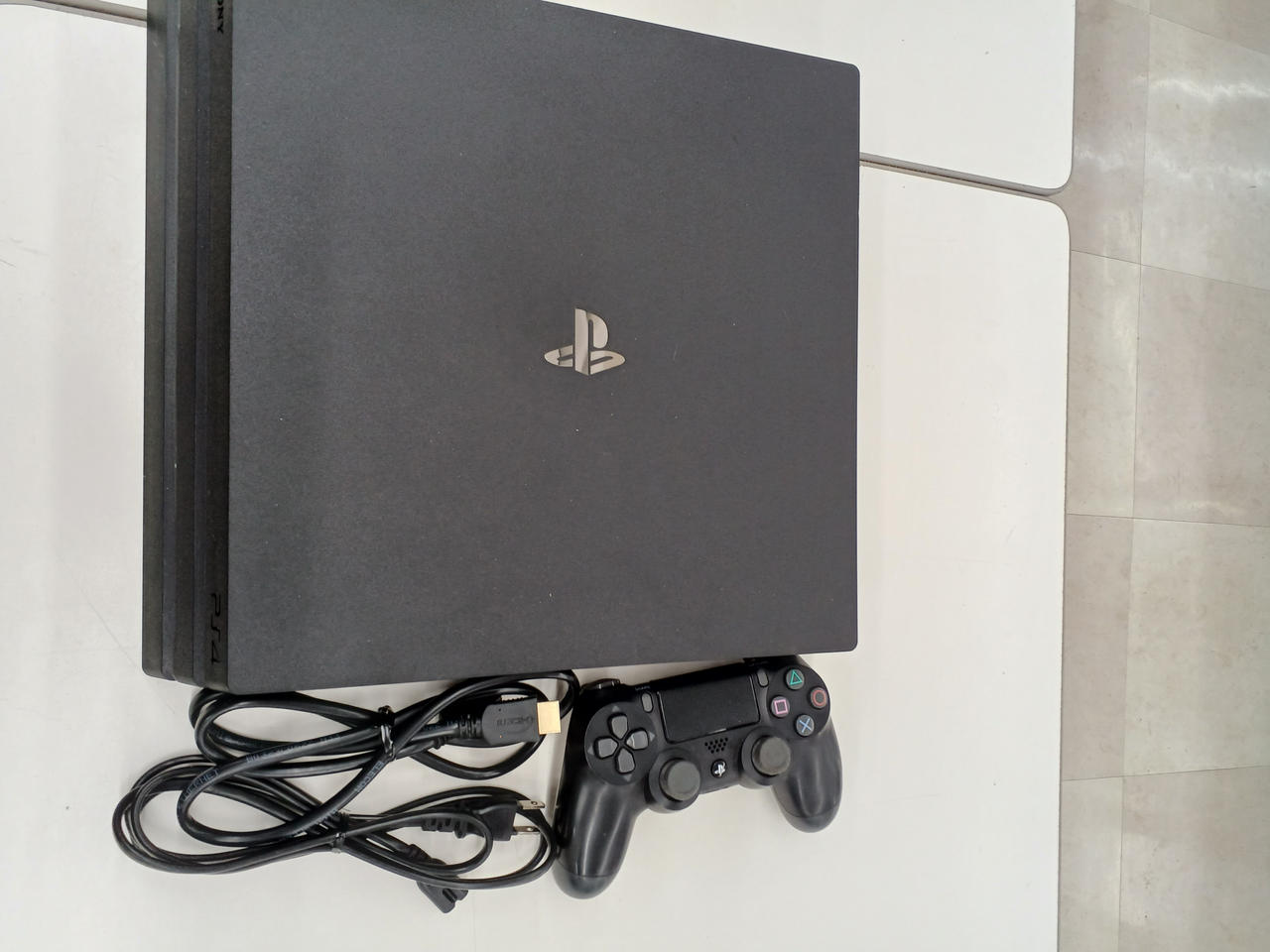 PlayStation4 - 08 ps4 そこそこ美品　2100B 即購入ok PlayStation4 CUH-2100ABZN Days of Play Limited Edition【買取