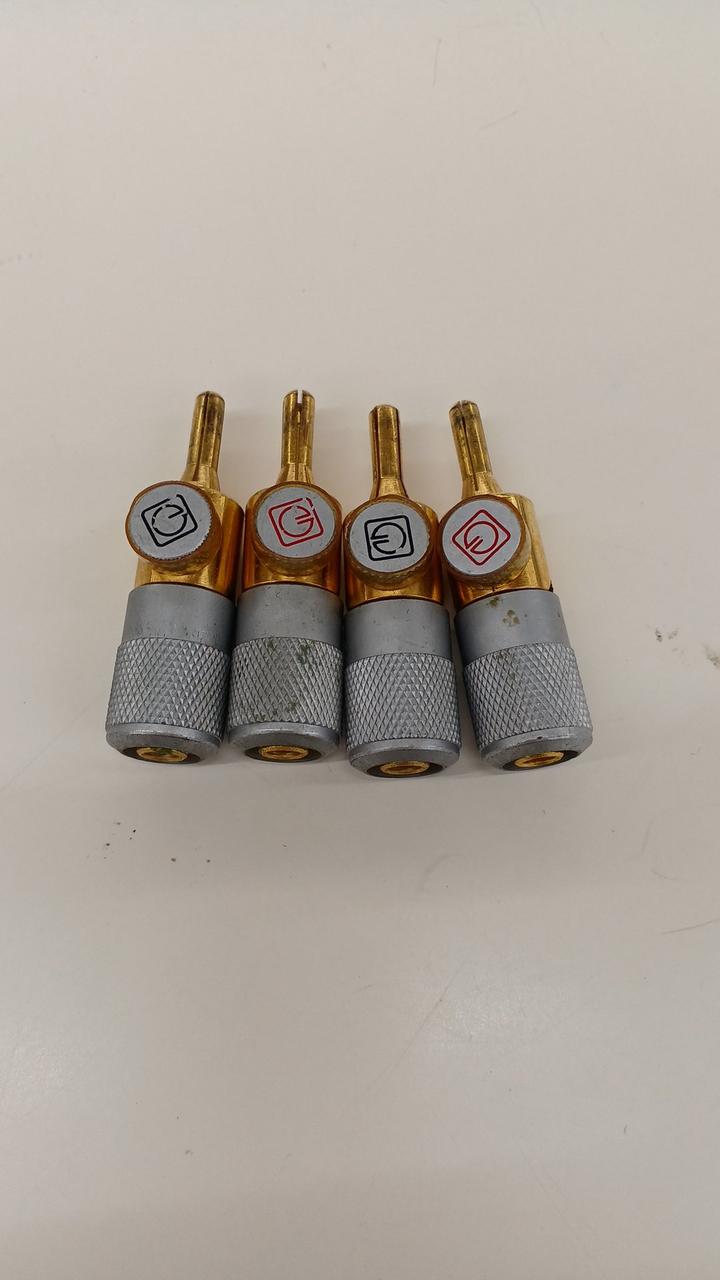 GOLDMUND バナナプラグ 4本セット ゴールドムンド GOLDMUND バナナプラグ 4個セット 001