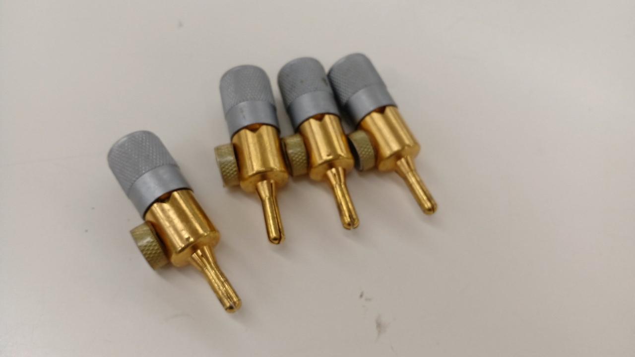 ゴールドムンド GOLDMUND バナナプラグ 4個セット 001