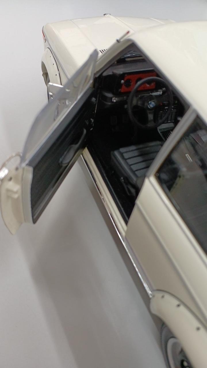 京商|BMW 2002 turbo|【ハードオフ公式通販】オフモール|2081270000004093