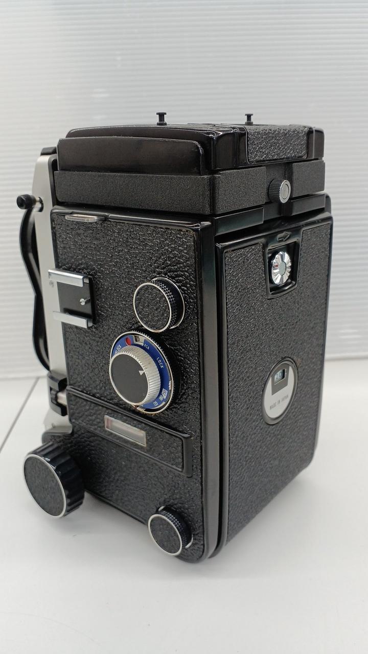 MAMIYA C220 とC330 中判カメラ 昭和レトロ ジャンク品 MAMIYA C220 とC330 中判カメラ 昭和レトロ ジャンク品 MAMIYA