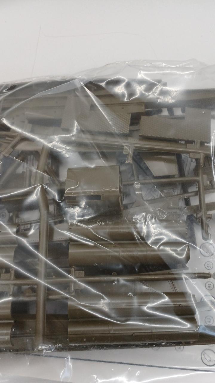 パーツ外れています