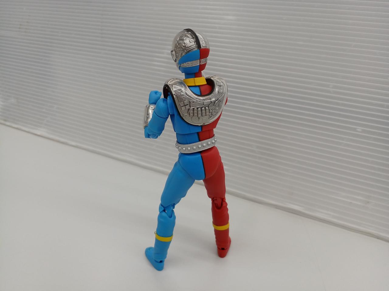 キカイダー当時物フィギュア。めったに出ない物かと。値引き交渉あり。 Yahoo!オークション - 人造人間キカイダー 当時物 パチソフビ 約