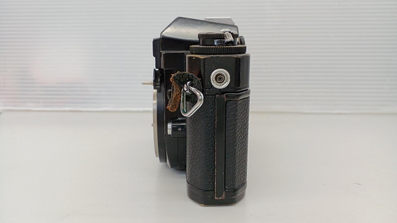 超美品 NIKON FE ブラック フィルムカメラ モルト新品交換済 M381 ニコン(NIKON)|フィルム一眼レフ|HARDOFFオフモール（オフモ