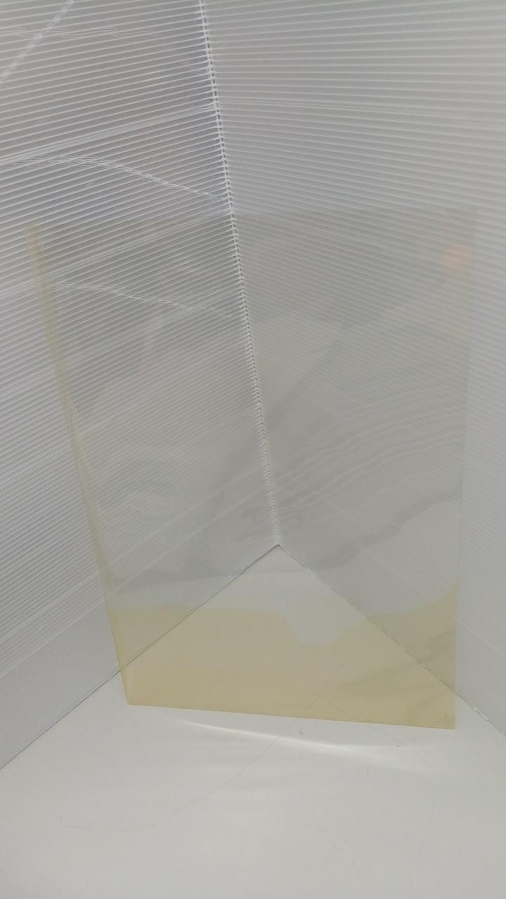 透明フィルム日焼け有り